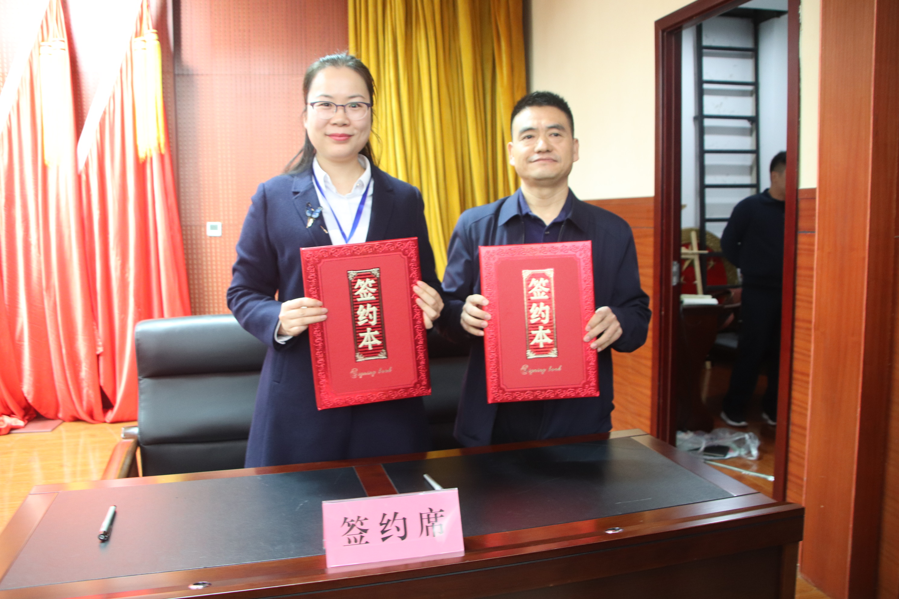 4fbddbebd20df0ab704e24a42bc727e.jpg 4fbddbebd20df0ab704e24a42bc727e.jpg