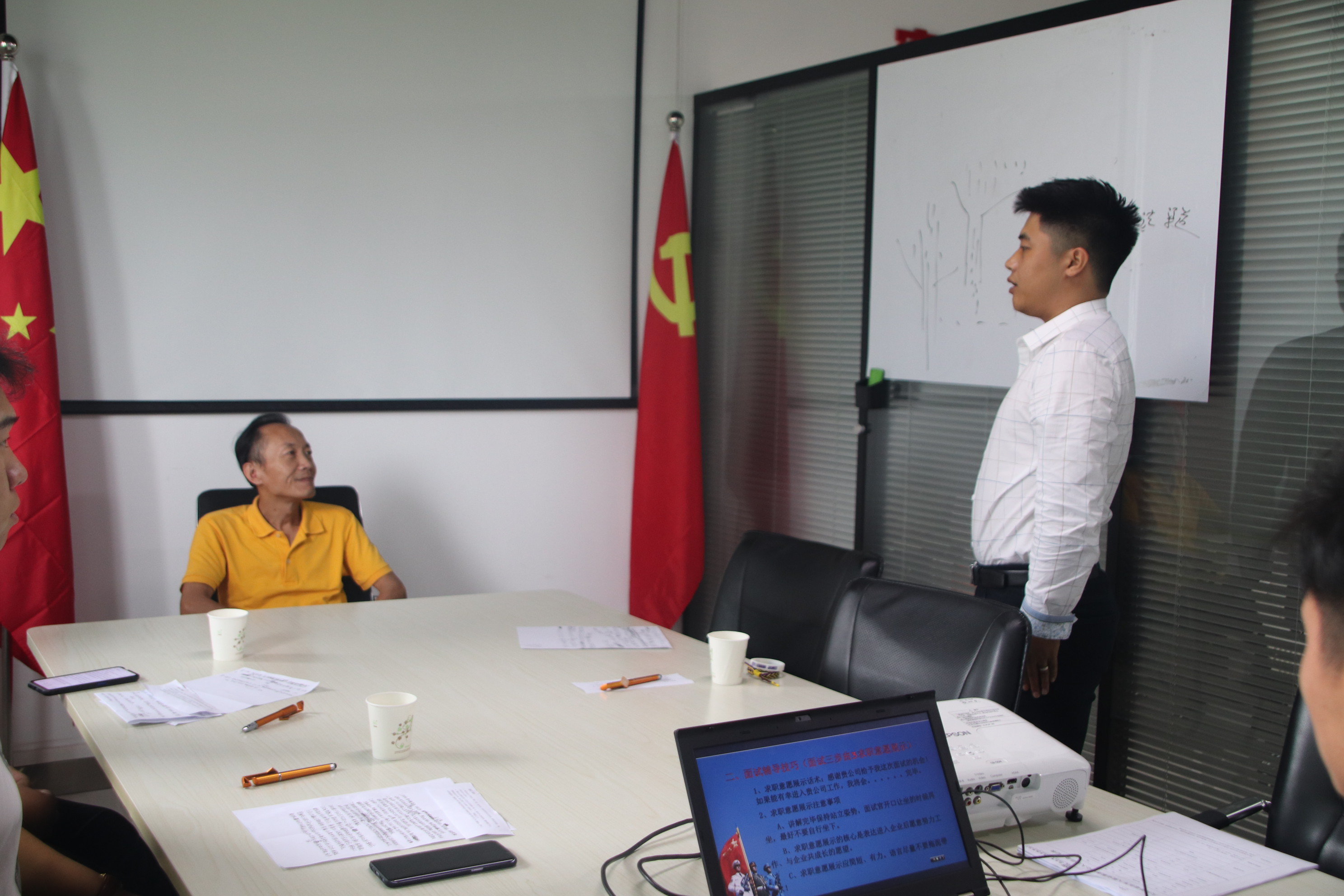 33301c0f343ea9b8f54ab9b22021796.jpg 33301c0f343ea9b8f54ab9b22021796.jpg